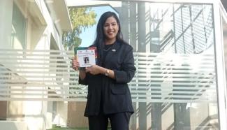 Hareem Mustafa with her book